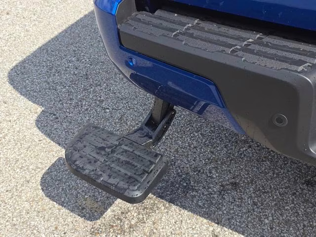 2026 Bluestone Pearl Nissan Frontier SV 4X4 Truck