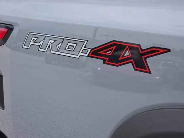 2026 Boulder Gray Pearl Nissan Frontier PRO-4X 4X4 Truck