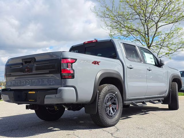 2026 Boulder Gray Pearl Nissan Frontier PRO-4X 4X4 Truck