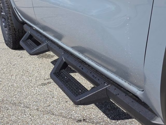 2026 Boulder Gray Pearl Nissan Frontier PRO-4X 4X4 Truck