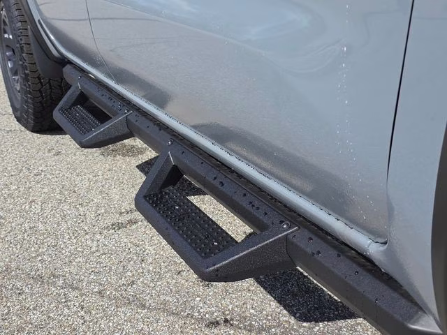 2026 Boulder Gray Pearl Nissan Frontier PRO-4X 4X4 Truck
