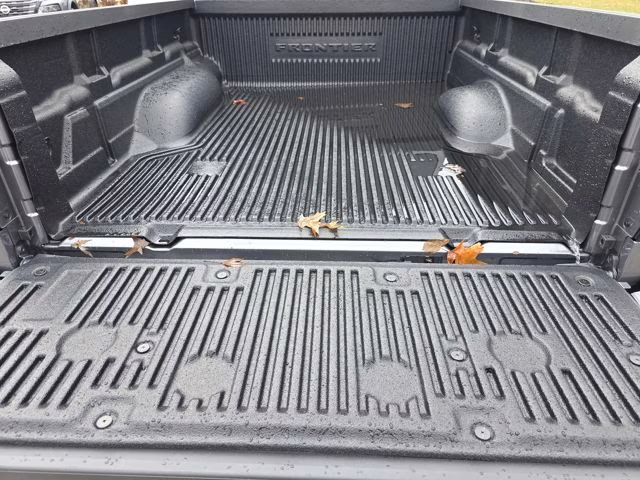 2026 Gun Metallic Nissan Frontier PRO-4X 4X4 Truck
