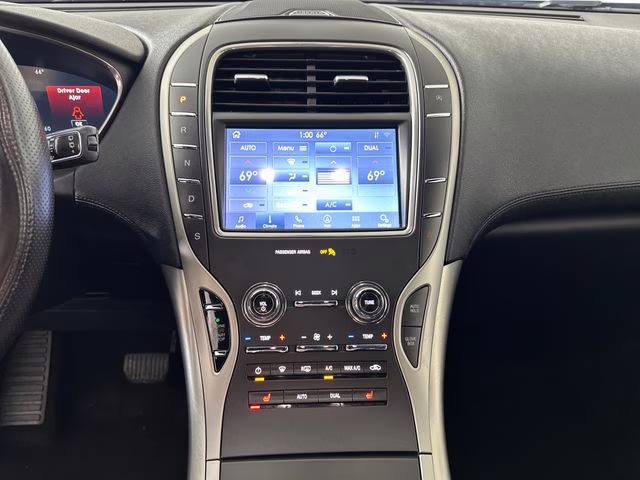 2020 Black Lincoln Nautilus Standard FWD SUV