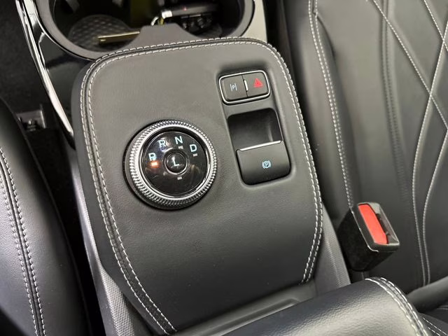 2022 White Metallic Ford Mustang Mach-E Select AWD SUV