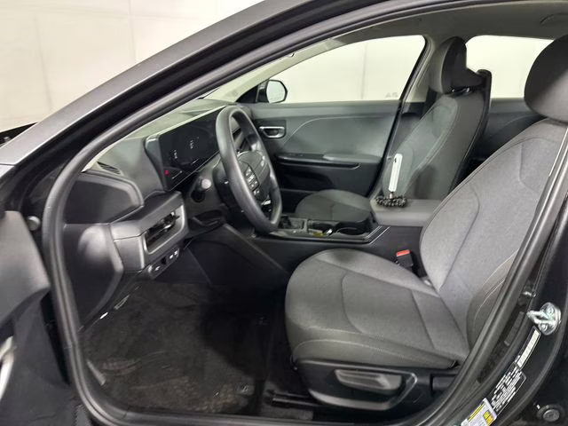 2025 Interstellar Gray Kia K4 LXS FWD Sedan