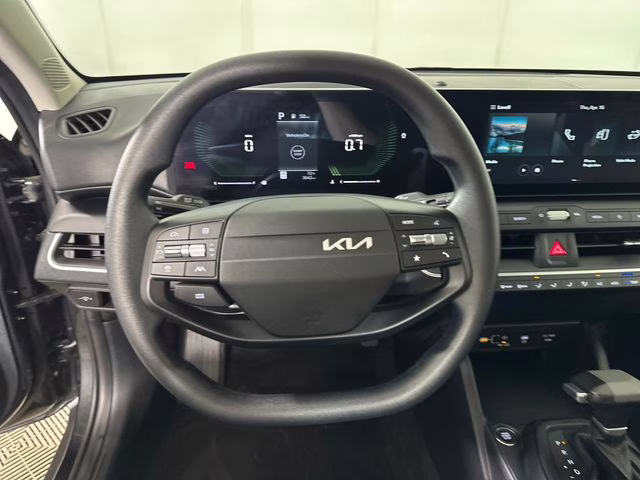 2025 Interstellar Gray Kia K4 LXS FWD Sedan
