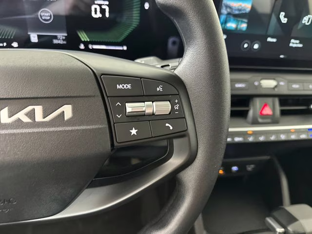 2025 Interstellar Gray Kia K4 LXS FWD Sedan
