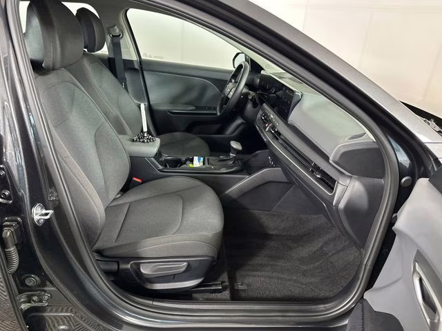 2025 Interstellar Gray Kia K4 LXS FWD Sedan