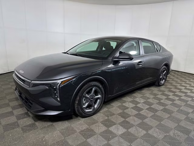 2025 Interstellar Gray Kia K4 LXS FWD Sedan