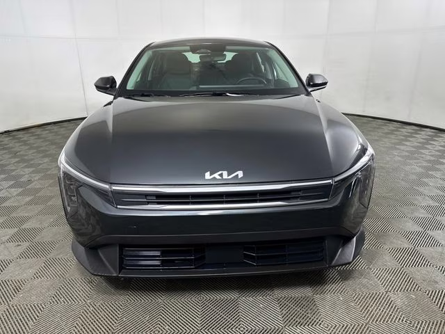 2025 Interstellar Gray Kia K4 LXS FWD Sedan