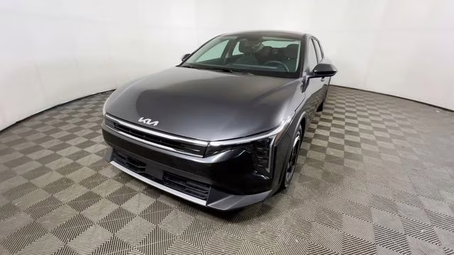 2025 Interstellar Gray Kia K4 EX FWD Sedan
