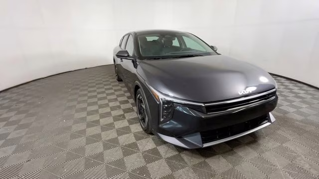 2025 Interstellar Gray Kia K4 EX FWD Sedan