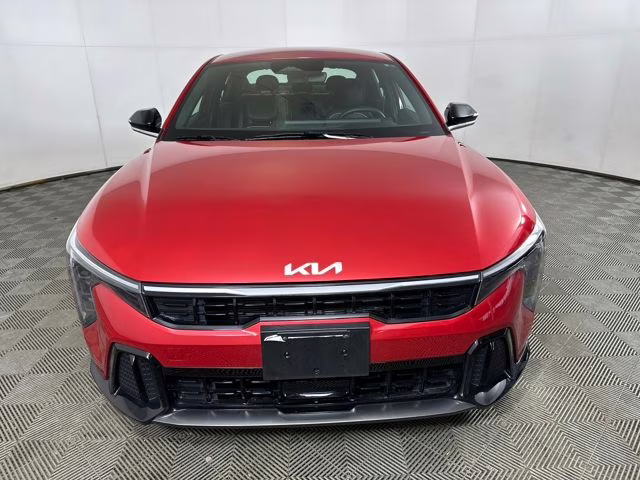 2025 Currant Red Kia K4 GT-Line FWD Sedan