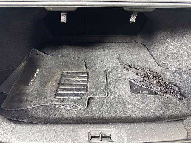 2023 Aspen White Tricoat Nissan Sentra SR FWD Sedan