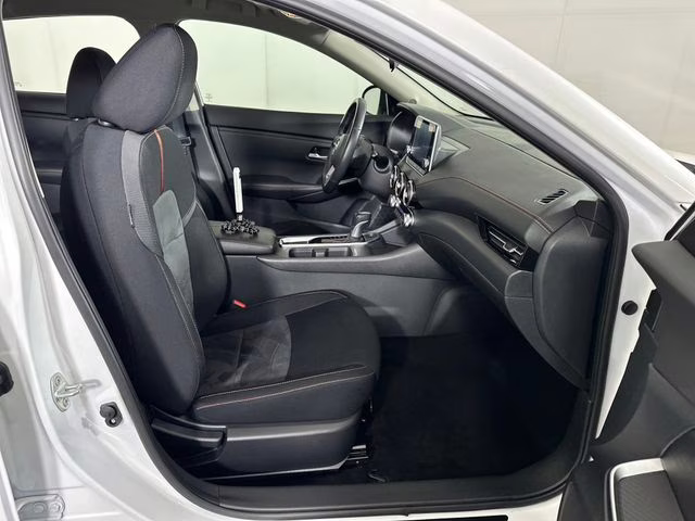 2023 Aspen White Tricoat Nissan Sentra SR FWD Sedan