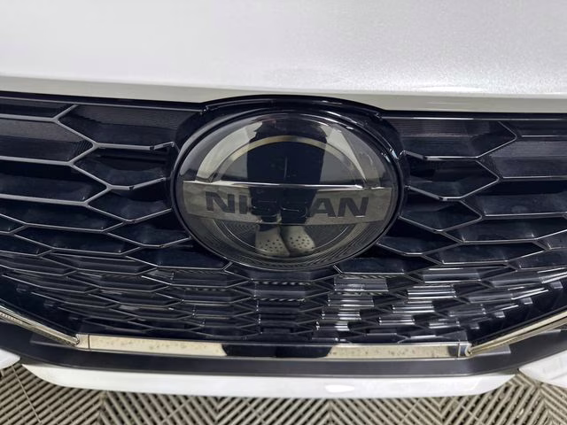 2023 Aspen White Tricoat Nissan Sentra SR FWD Sedan