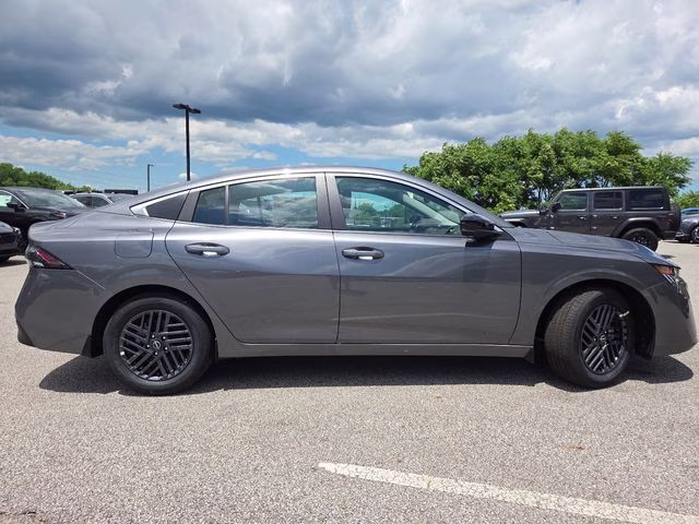 2026 Gun Metallic Nissan Sentra SV FWD Sedan