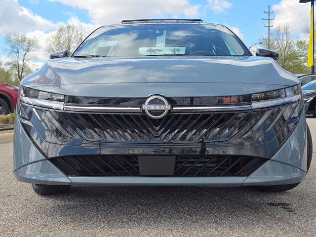 2026 Atlantic Gray/Super Black Nissan Sentra SR FWD Sedan