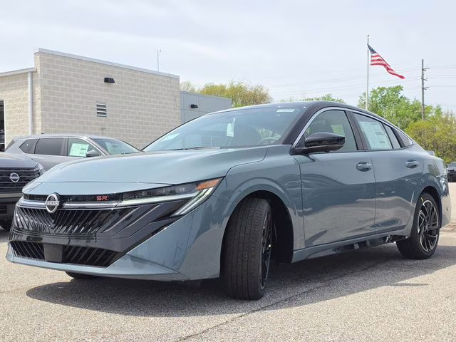 2026 Atlantic Gray/Super Black Nissan Sentra SR FWD Sedan