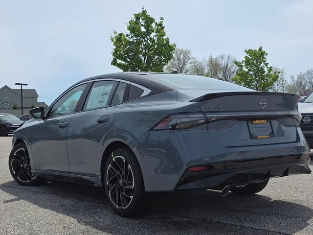2026 Atlantic Gray/Super Black Nissan Sentra SR FWD Sedan