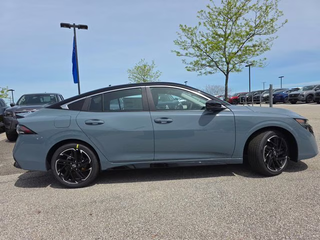 2026 Atlantic Gray/Super Black Nissan Sentra SR FWD Sedan