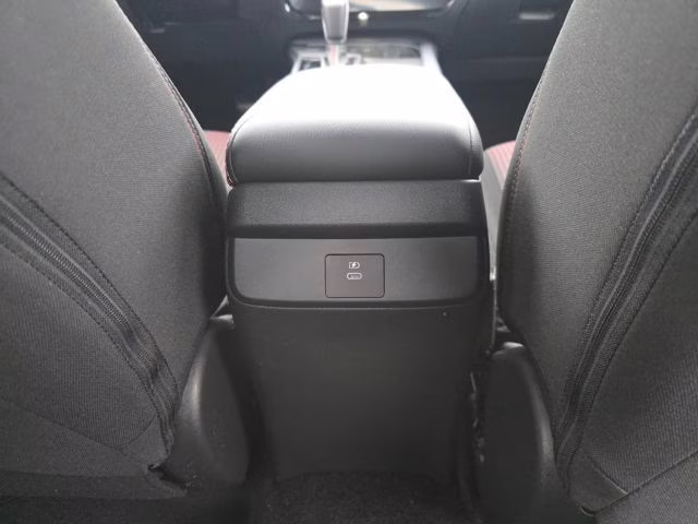 2026 Aspen White/Super Black Nissan Sentra SR FWD Sedan