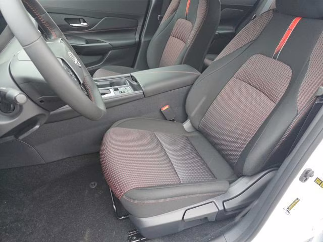 2026 Aspen White/Super Black Nissan Sentra SR FWD Sedan