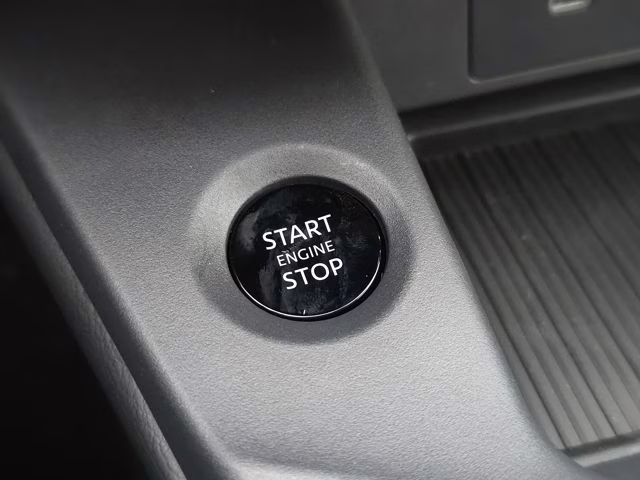2026 Aspen White/Super Black Nissan Sentra SR FWD Sedan