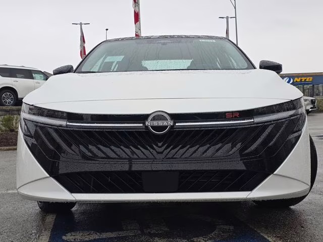 2026 Aspen White/Super Black Nissan Sentra SR FWD Sedan