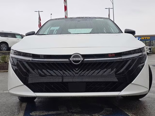 2026 Aspen White/Super Black Nissan Sentra SR FWD Sedan