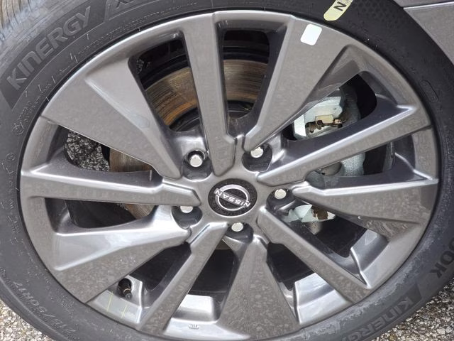 2026 Gun Metallic Nissan Sentra SL FWD Sedan
