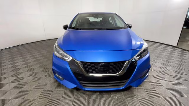 2021 Electric Blue Metallic Nissan Versa 1.6 SR FWD Sedan