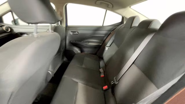 2021 Electric Blue Metallic Nissan Versa 1.6 SR FWD Sedan