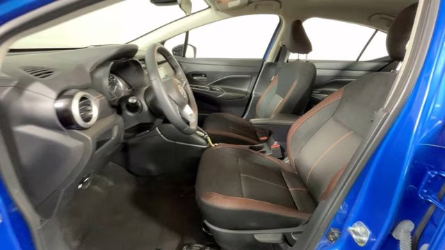 2021 Electric Blue Metallic Nissan Versa 1.6 SR FWD Sedan