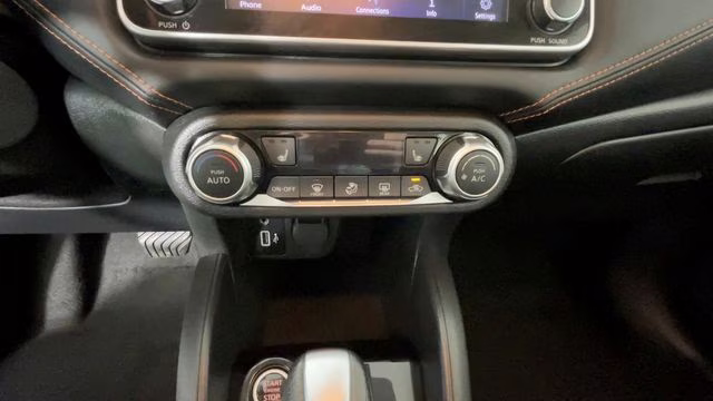2021 Electric Blue Metallic Nissan Versa 1.6 SR FWD Sedan