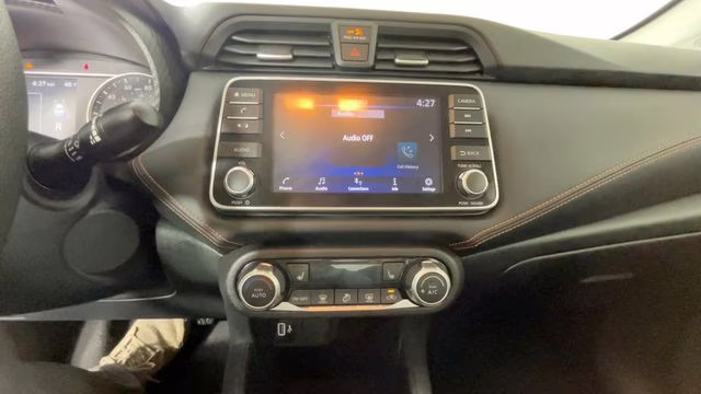 2021 Electric Blue Metallic Nissan Versa 1.6 SR FWD Sedan