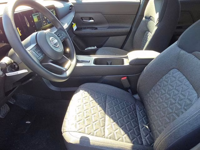 2026 Aspen White Tricoat Nissan Kicks SV FWD SUV