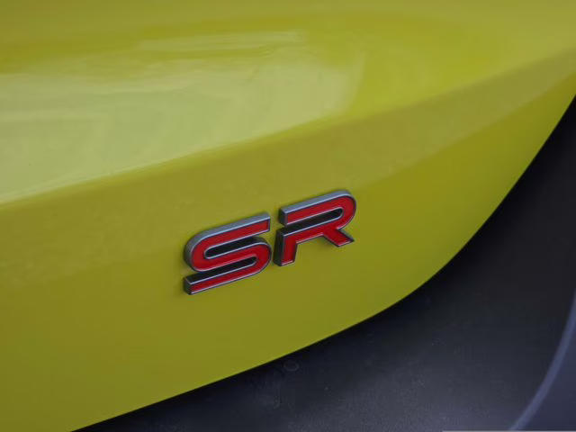 2026 Yuzu Yellow/Super Black Nissan Kicks SR FWD SUV