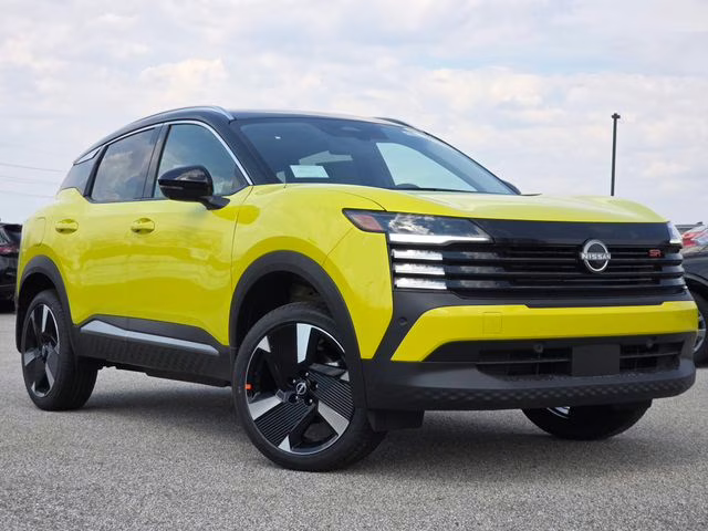 2026 Yuzu Yellow/Super Black Nissan Kicks SR FWD SUV