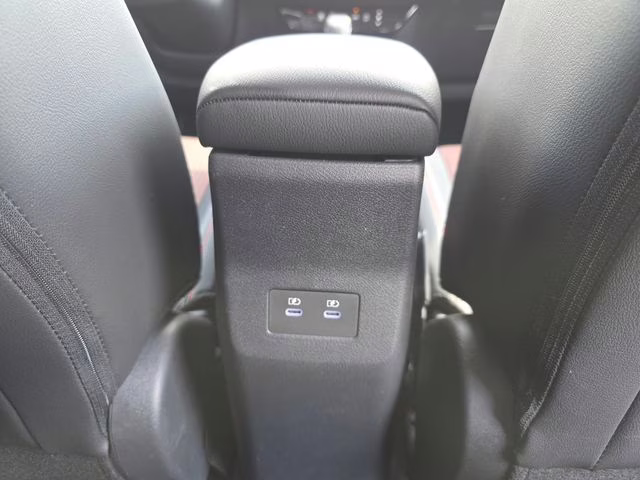 2026 Yuzu Yellow/Super Black Nissan Kicks SR FWD SUV