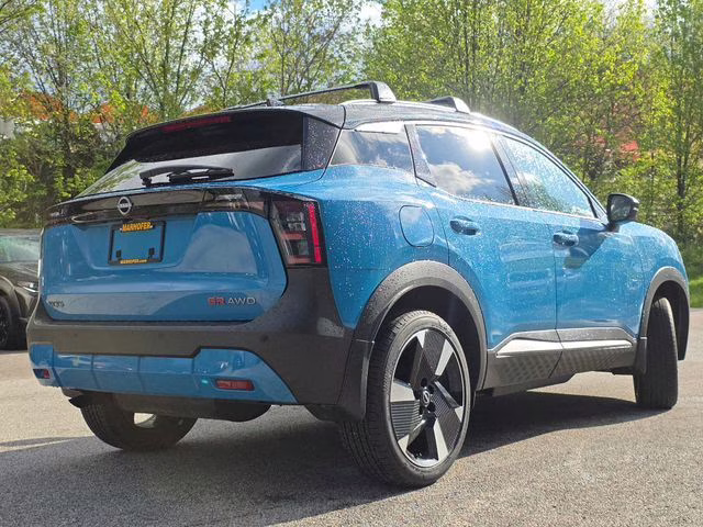 2026 Arctic Ice Blue/Black Nissan Kicks SR AWD SUV