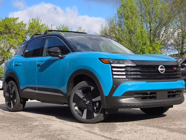 2026 Arctic Ice Blue/Black Nissan Kicks SR AWD SUV