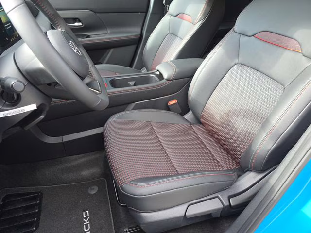 2026 Arctic Ice Blue/Black Nissan Kicks SR AWD SUV