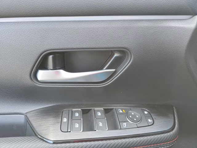 2026 Arctic Ice Blue/Black Nissan Kicks SR AWD SUV