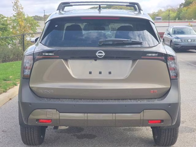 2026 Canyon Bronze Metallic Nissan Kicks SR FWD SUV