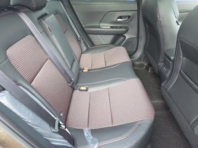2026 Canyon Bronze Metallic Nissan Kicks SR FWD SUV