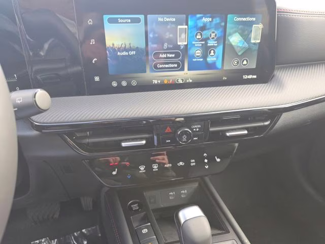 2026 Canyon Bronze Metallic Nissan Kicks SR FWD SUV