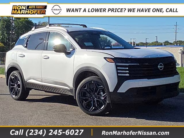 2026 Aspen White Tricoat Nissan Kicks SR FWD SUV