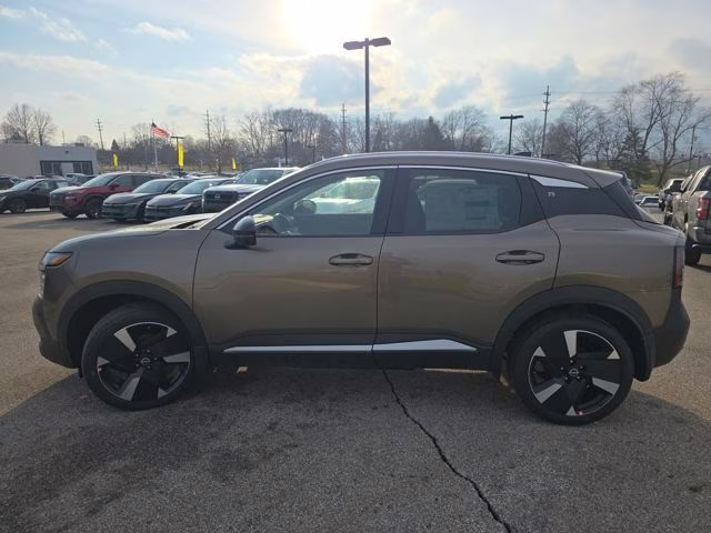 2026 Canyon Bronze Metallic Nissan Kicks SR AWD SUV