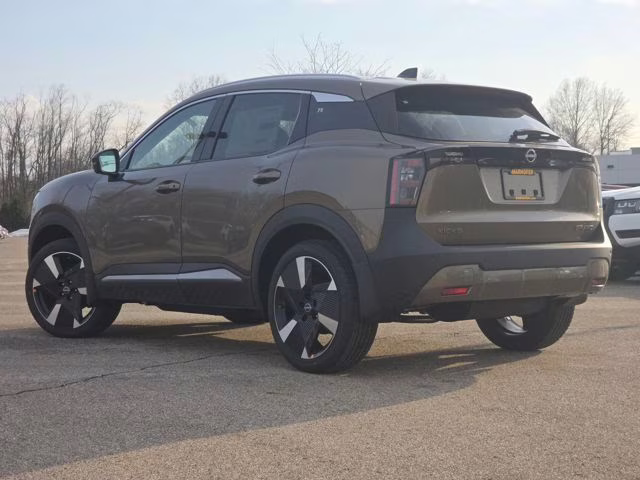 2026 Canyon Bronze Metallic Nissan Kicks SR AWD SUV